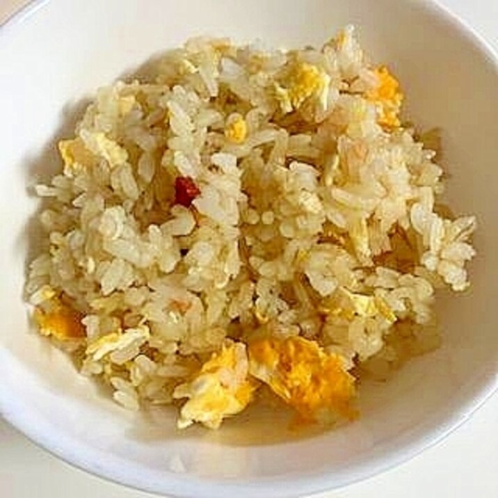 鷹の爪入りでちょい辛 ガーリックチャーハン